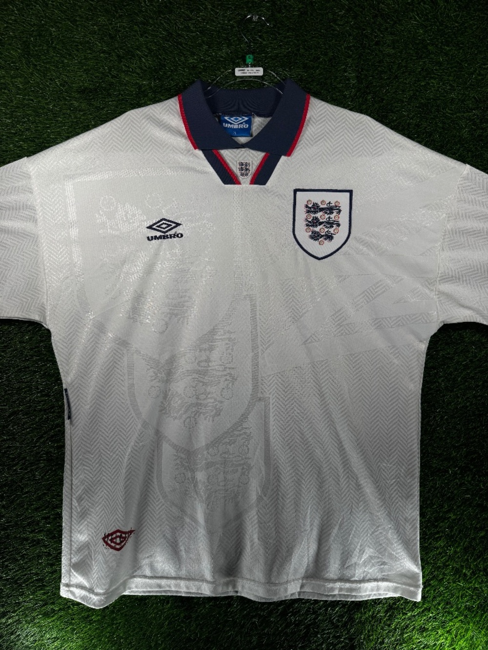 England Home 1993/1995 Soccer Jersey